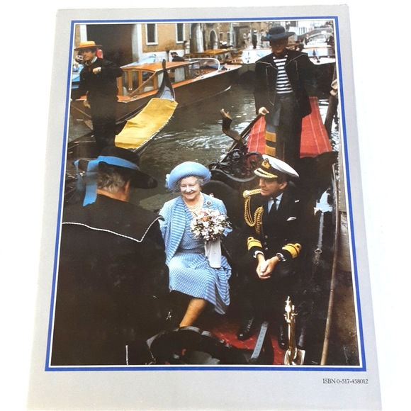 Queen Elizabeth The Queen Mother Used Book British Royalty - Picture 5 of 9